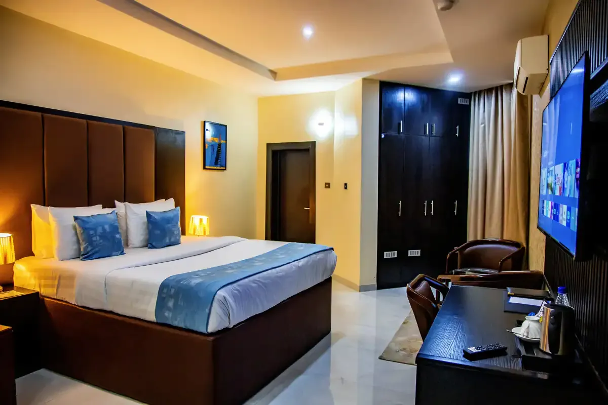 Comfort Express  room
