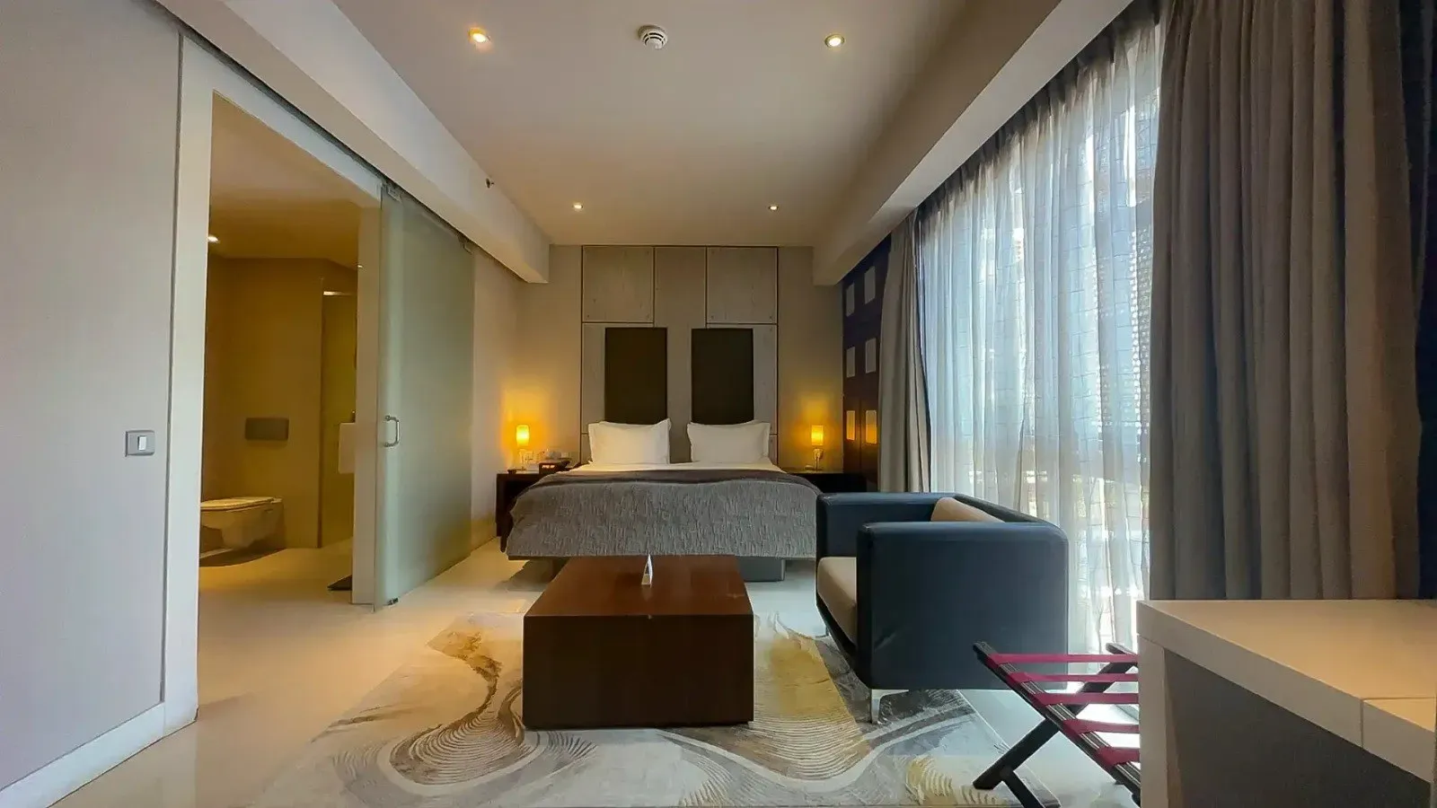 Luxury Kings Room room