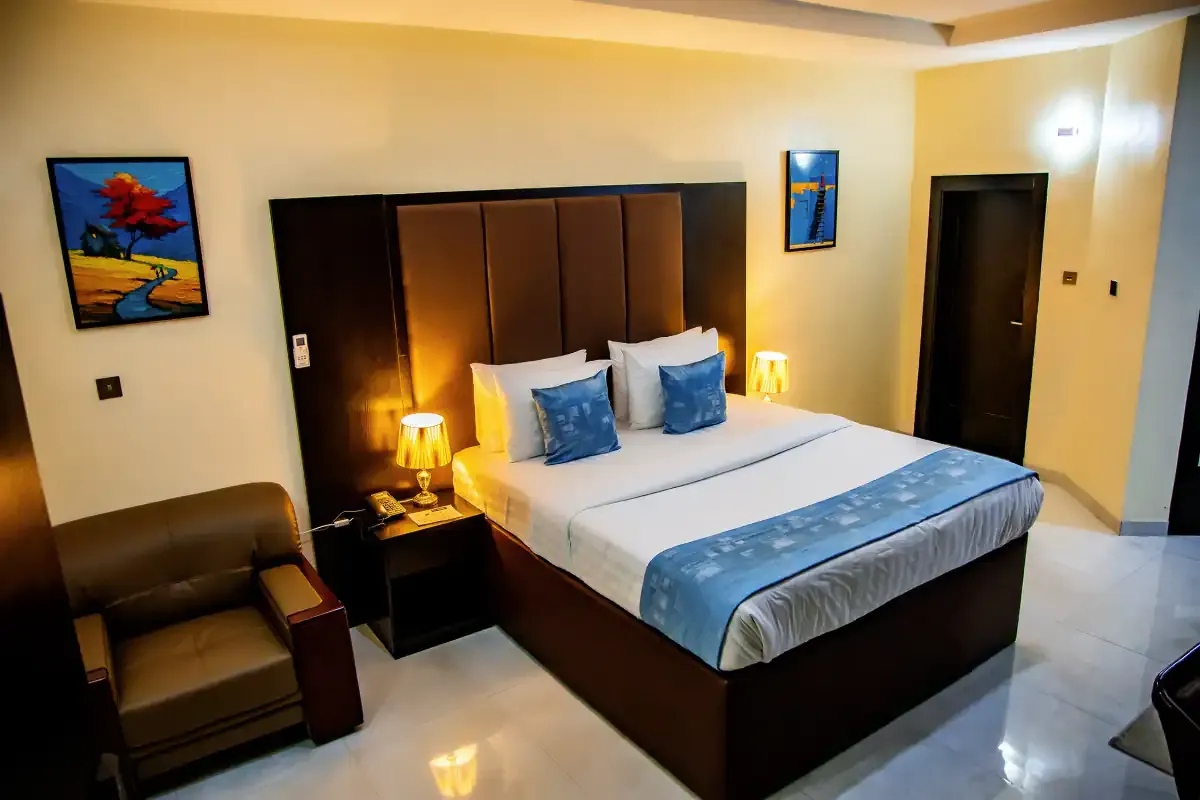 Comfort Express  room