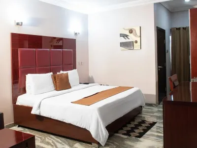 Edis Premier Hotel & Suites