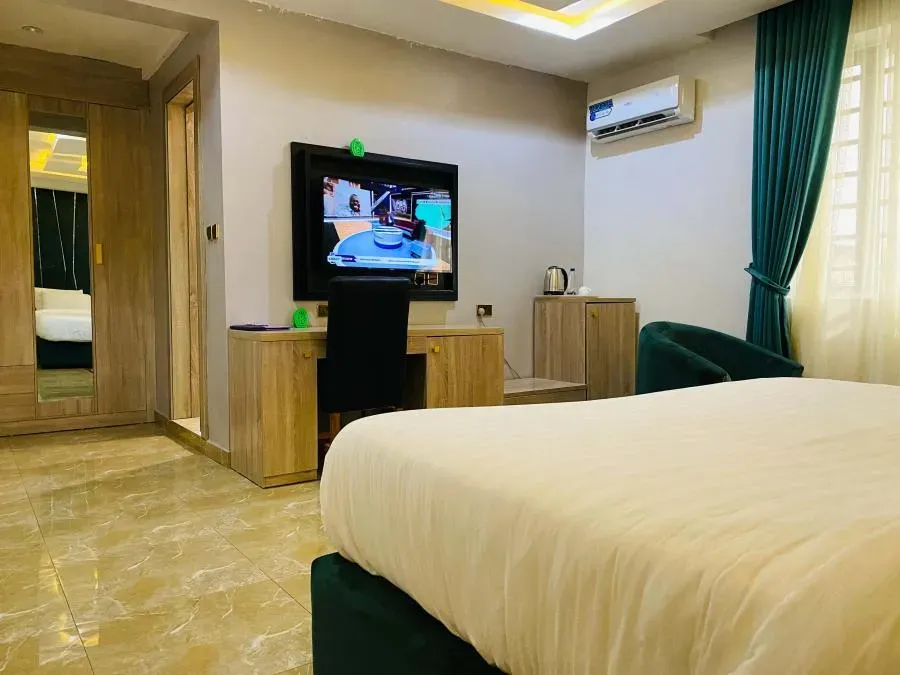 Diplomat Room room