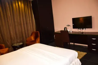 Golden Tulip Essentials Owerri,