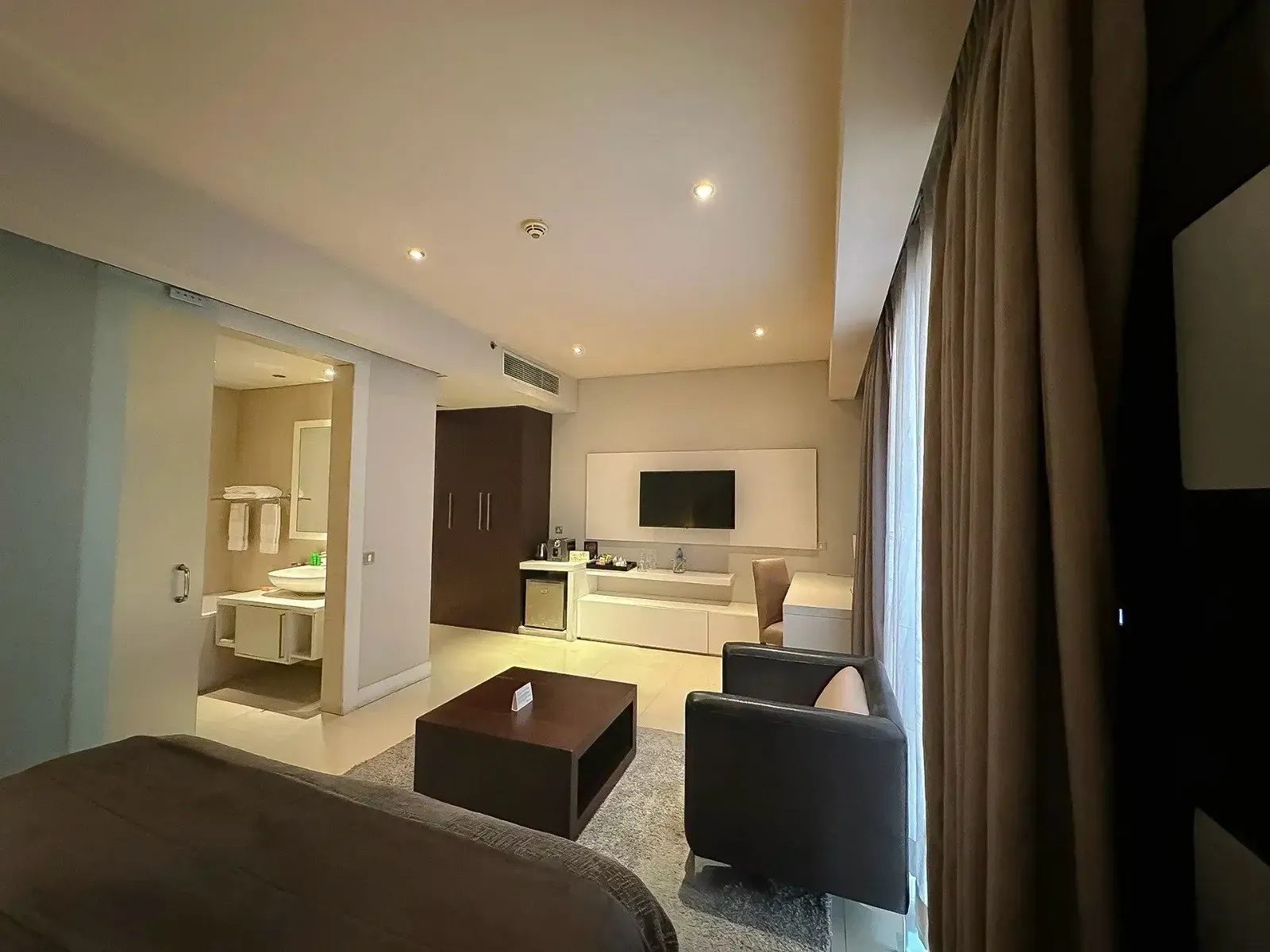 Luxury Kings Room room