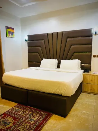 Premier Deluxe Room room
