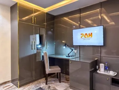 Parkview Astoria Hotel