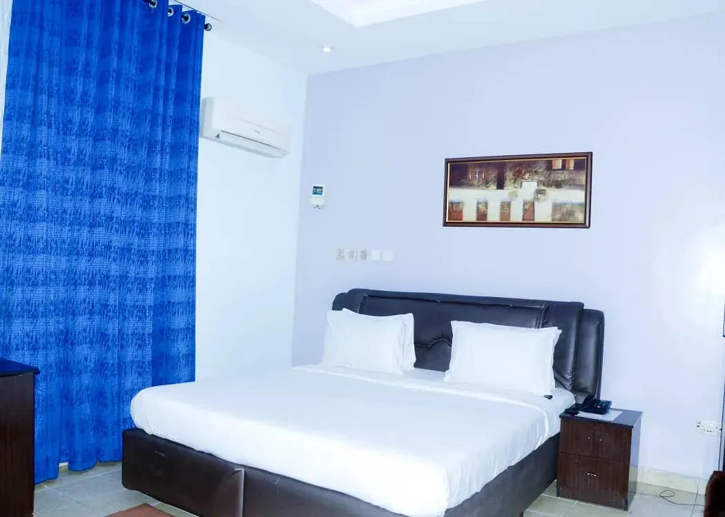 Suite room