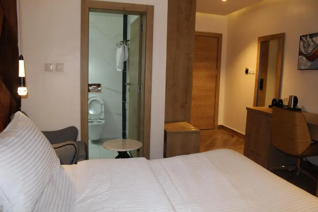 Super Deluxe  room