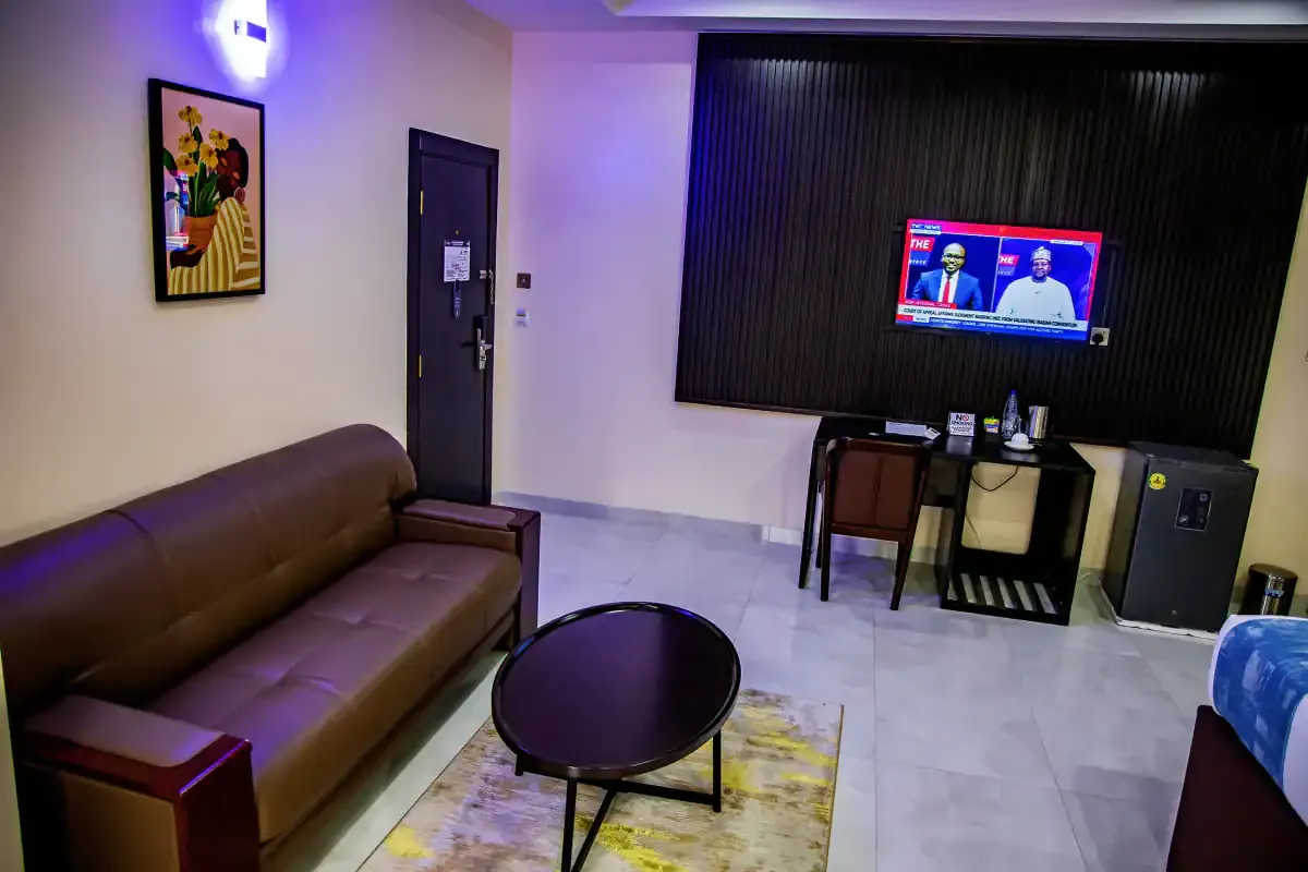 Ivot Luxury Signature room