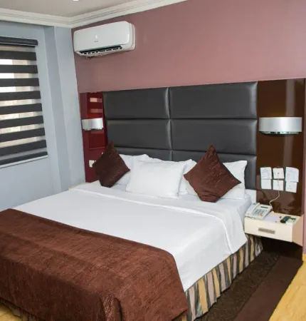 Junior Room room