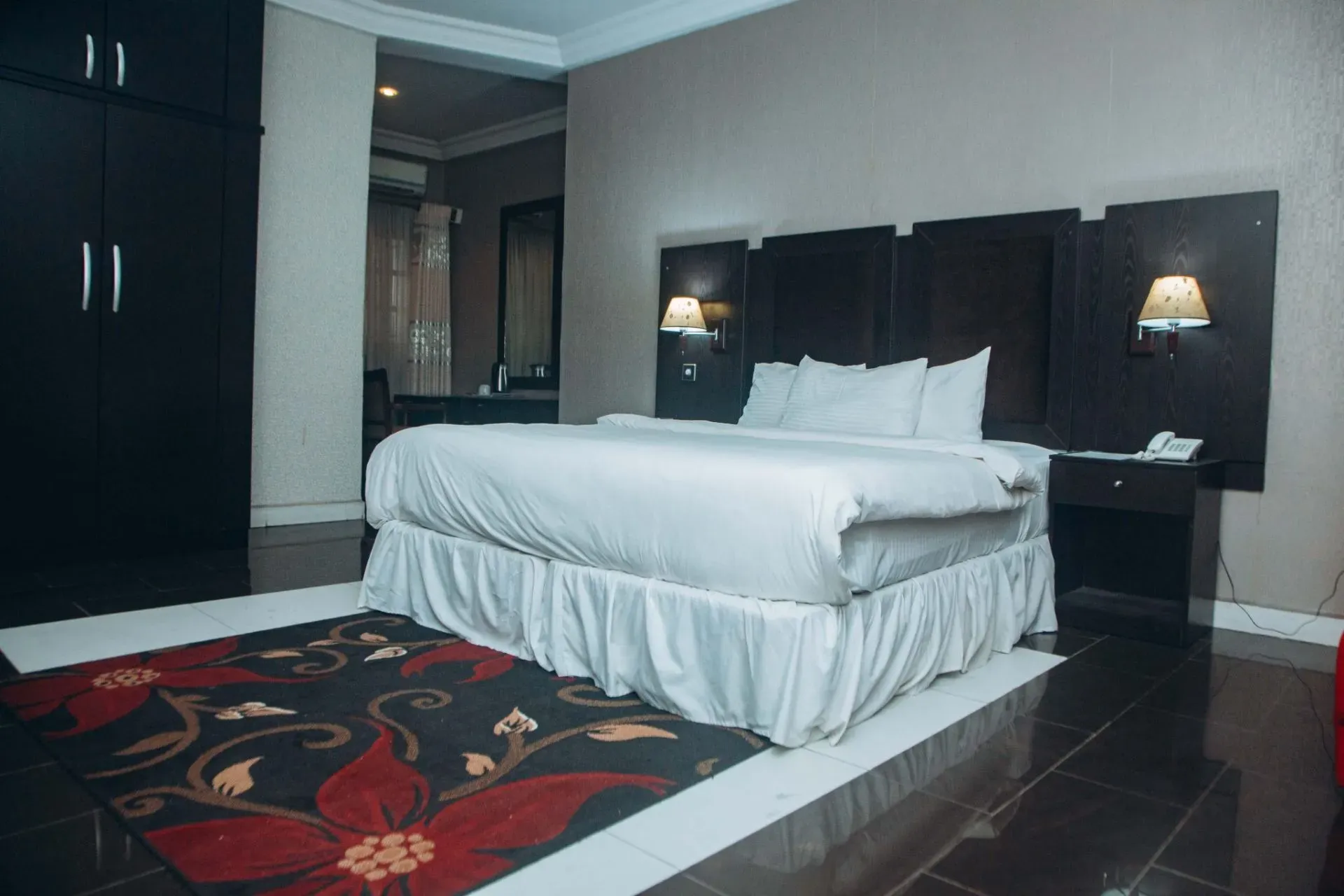 Ambruz Royale room
