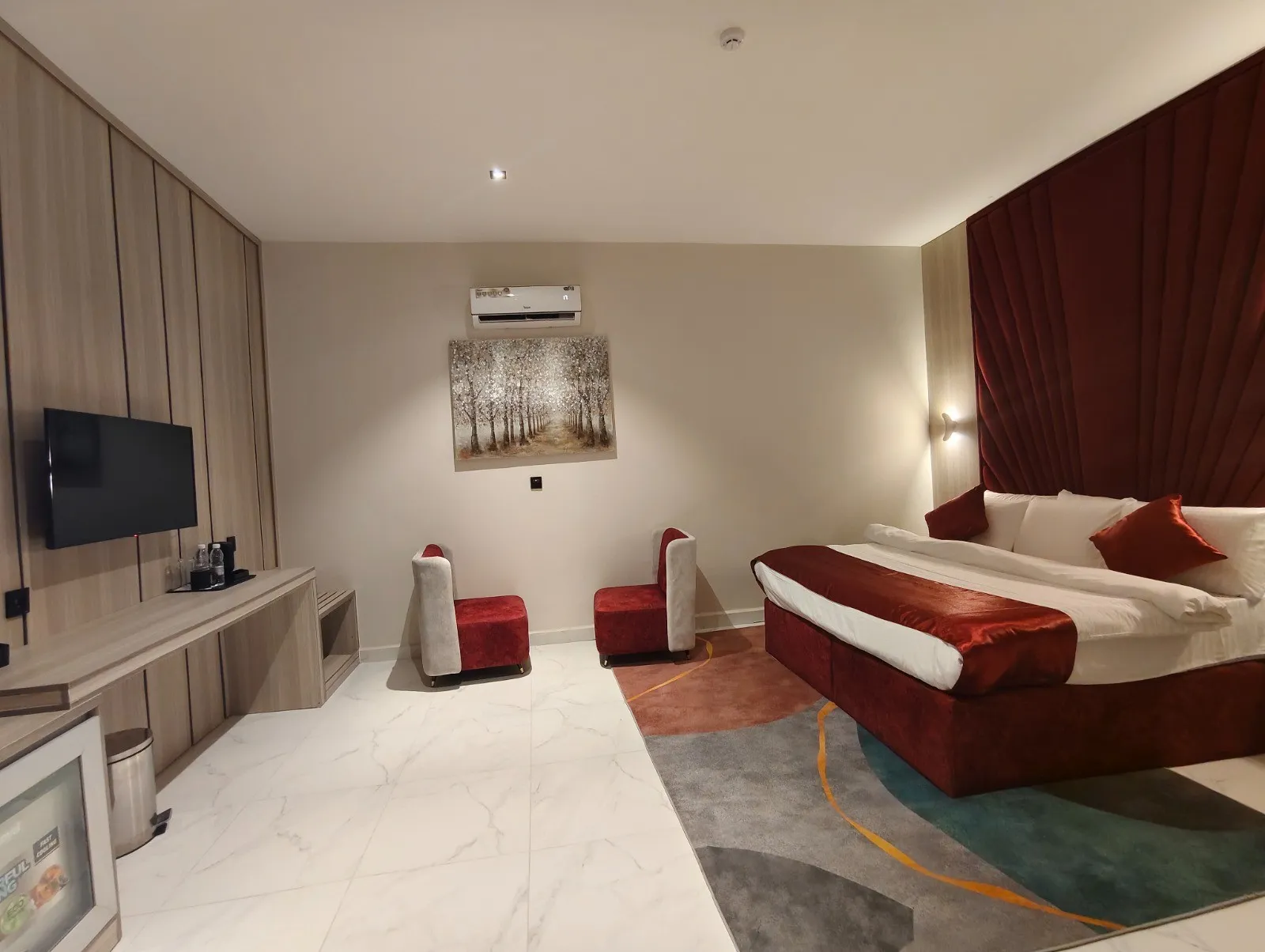 Deluxe Suite room