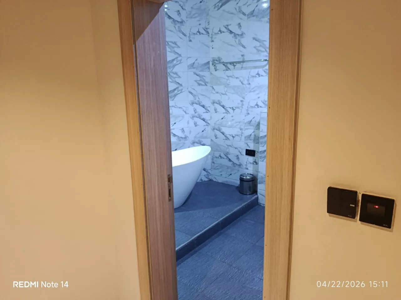 Lahana Pride (Signature Suite) room