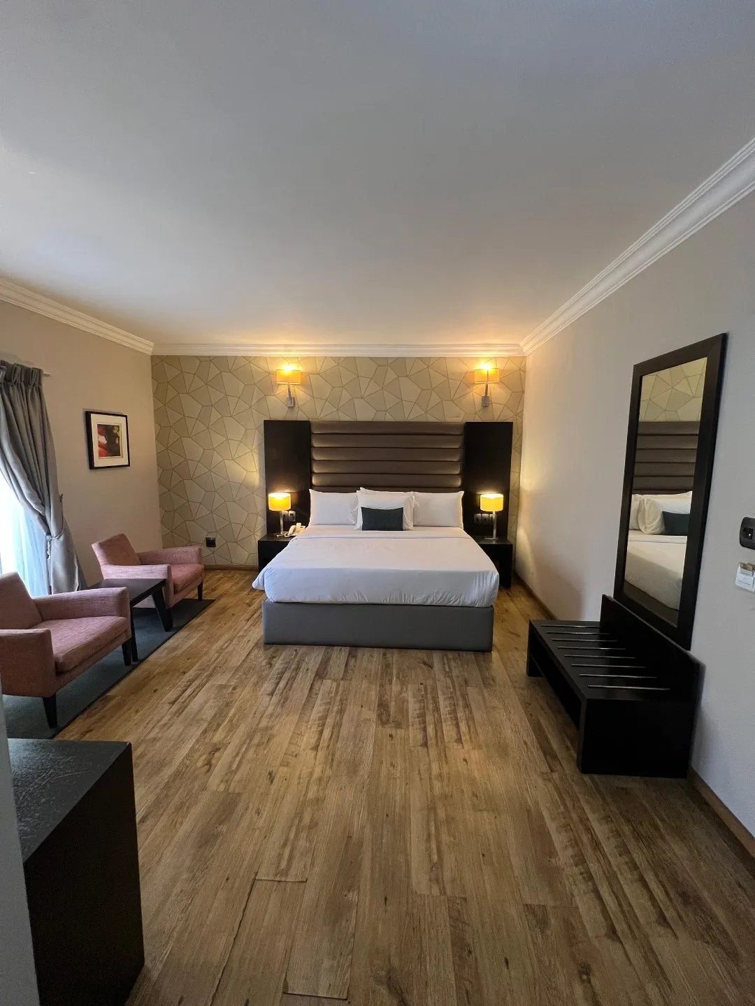 Diplomatic Suite room