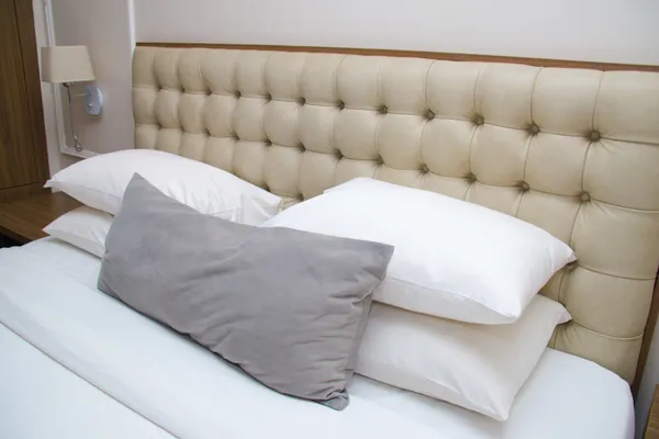 Suite2 room