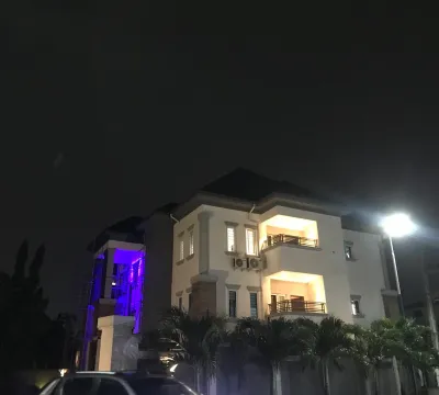 3 Bed Room Apartment