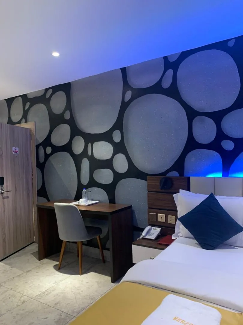 Deluxe Room room