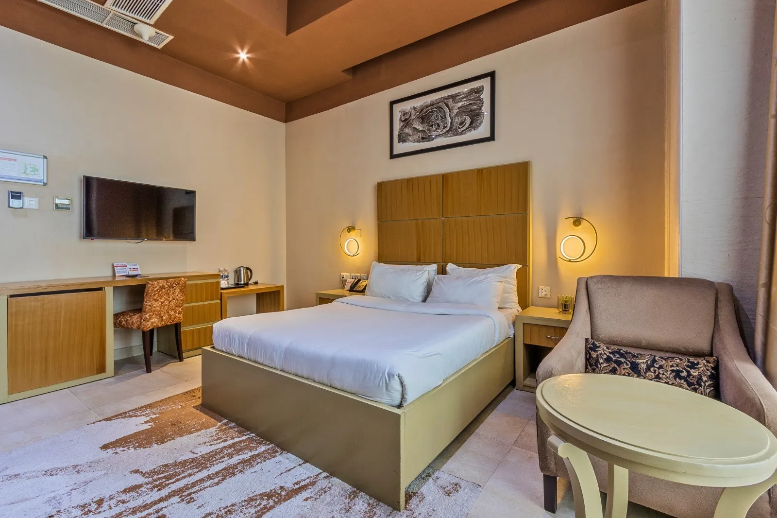 Classic Partial View room
