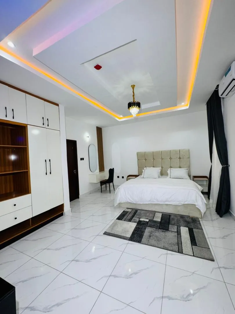 2 Bedroom Apartment Flat 2, Peter Odili