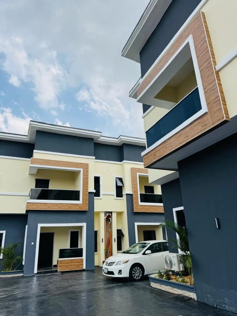 2 Bedroom Apartment Flat 2, Peter Odili