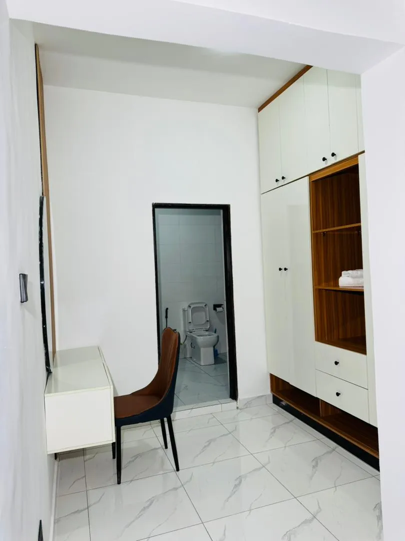 3 Bedroom Flat 3 Apartment, Peter Odili