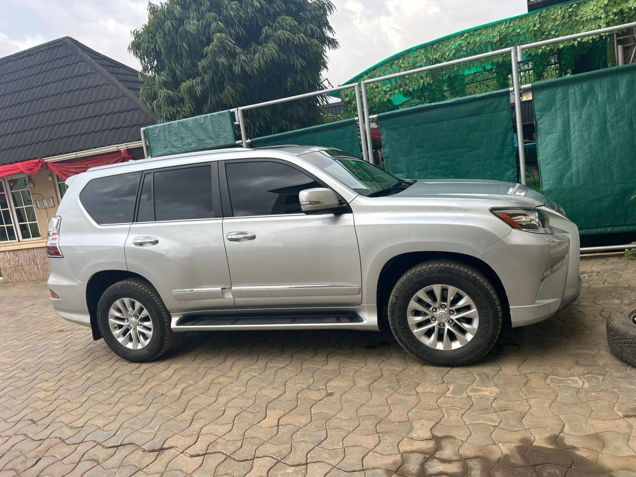 Toyota Lexus Gx460