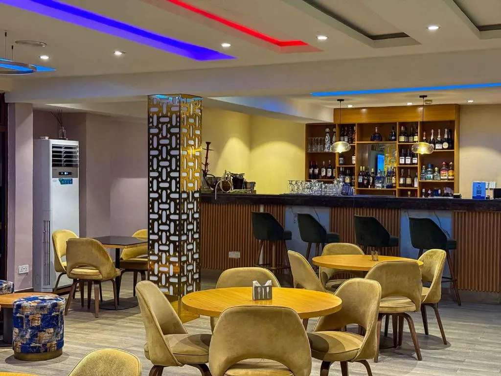 Blue Orange Towers Hotel