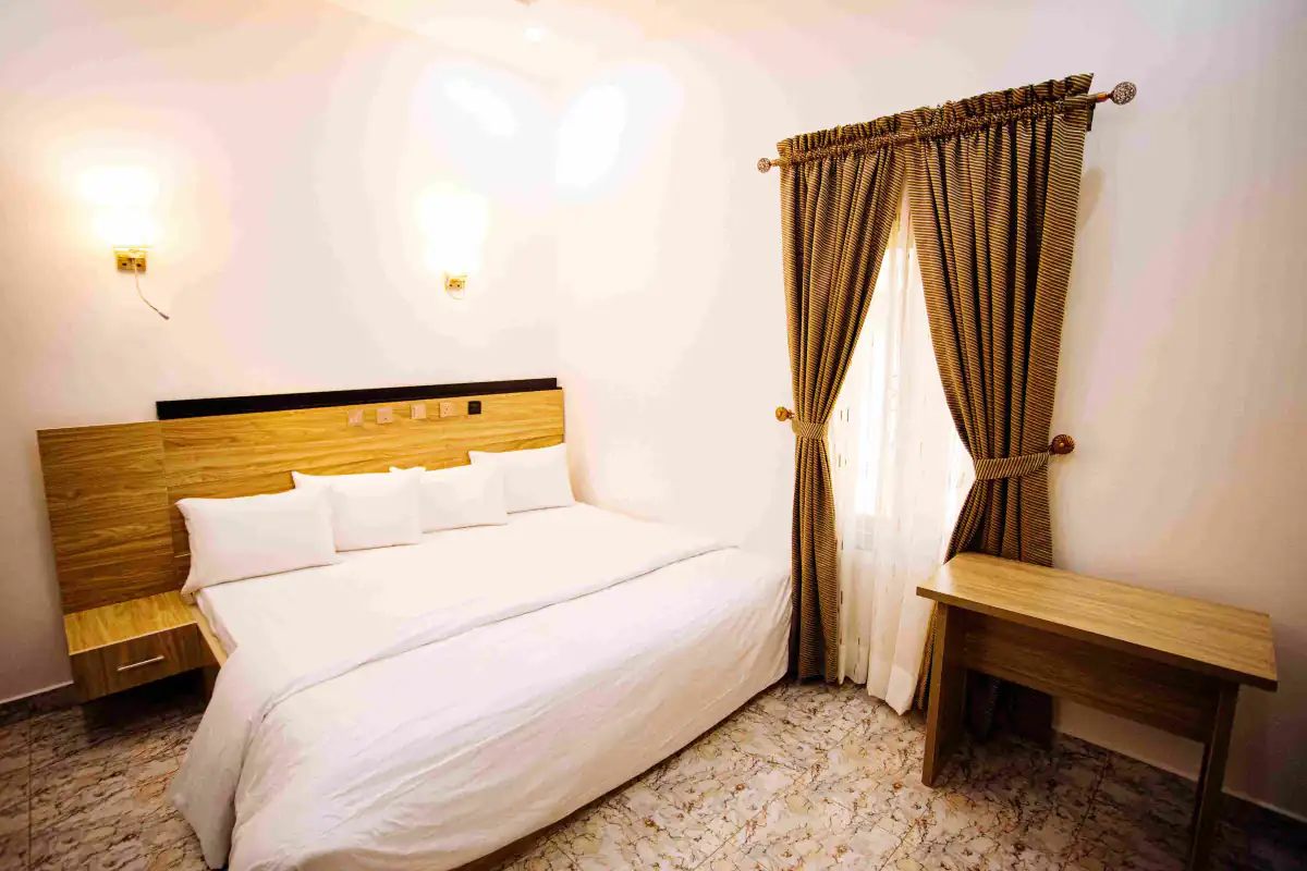 3 Bedroom Apartment and Suite, Jahi