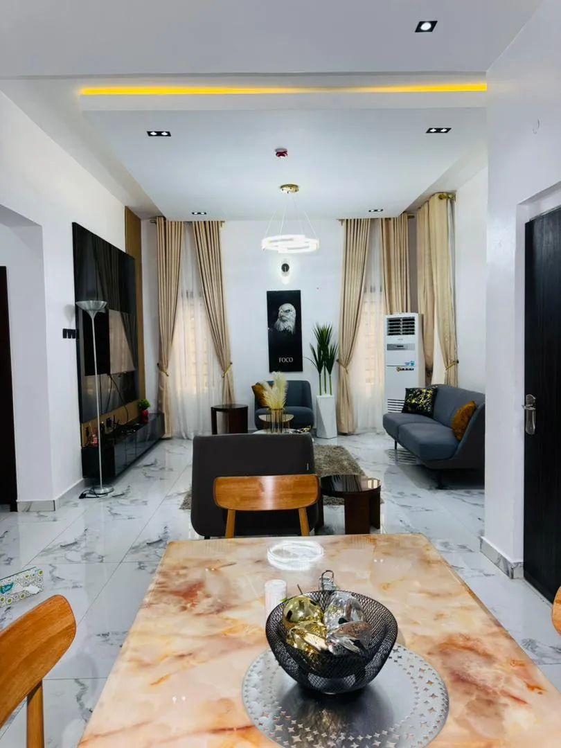 3 Bedroom Flat 1 Apartment, Peter Odili.