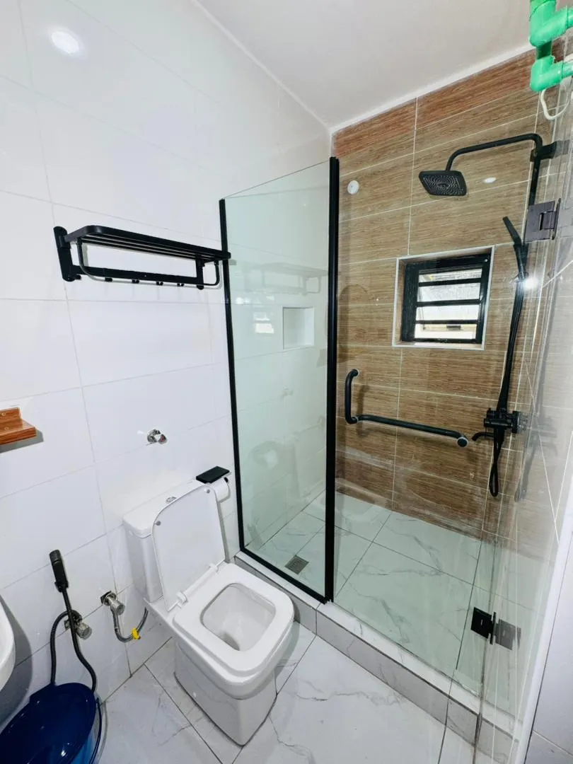 2 Bedroom Apartment Flat 2, Peter Odili