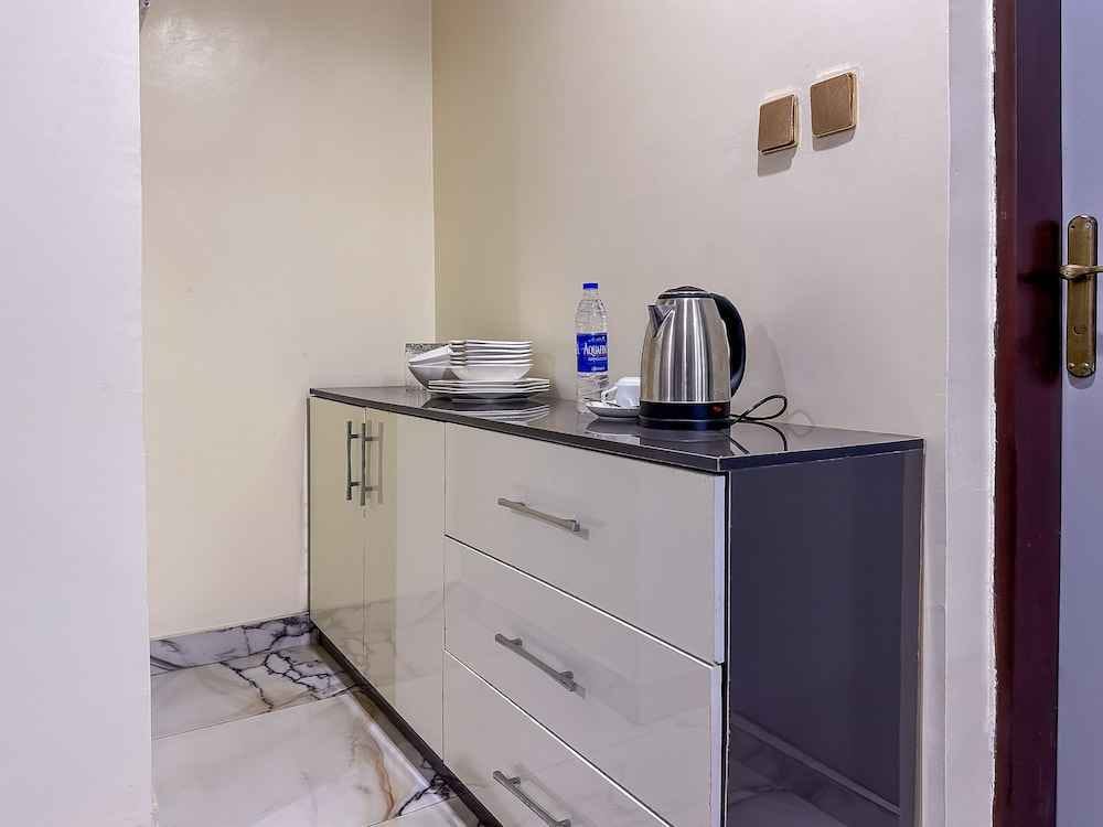 Parkview Astoria Hotel