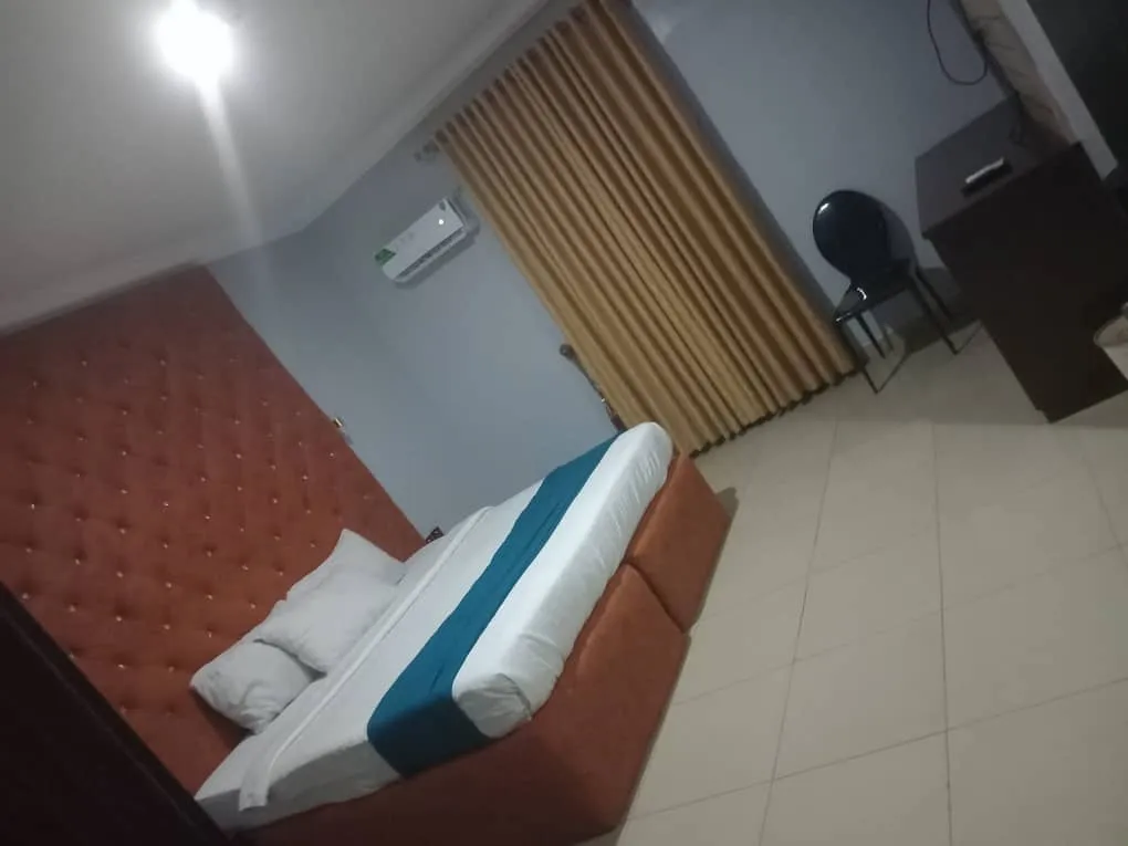 Royal Vantage Hotel and Suite Limited