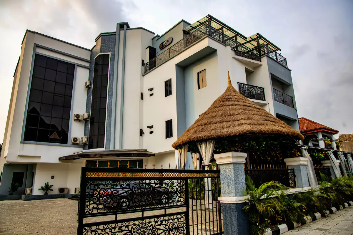 Ivotel Luxury Hotel