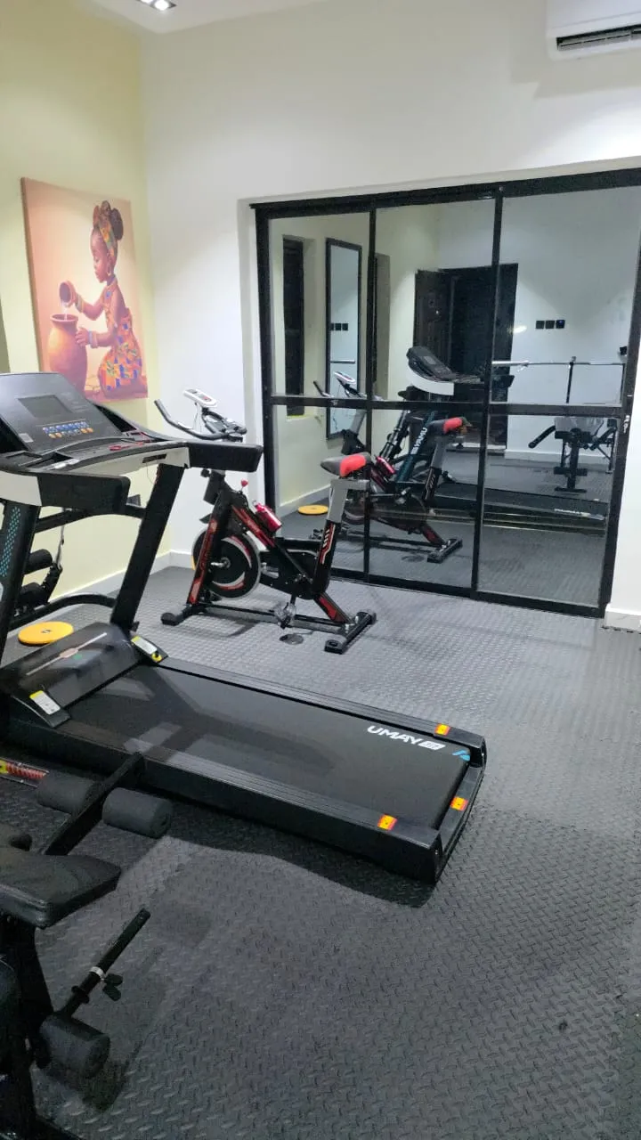 2 Bedroom Apartment Flat 2, Peter Odili