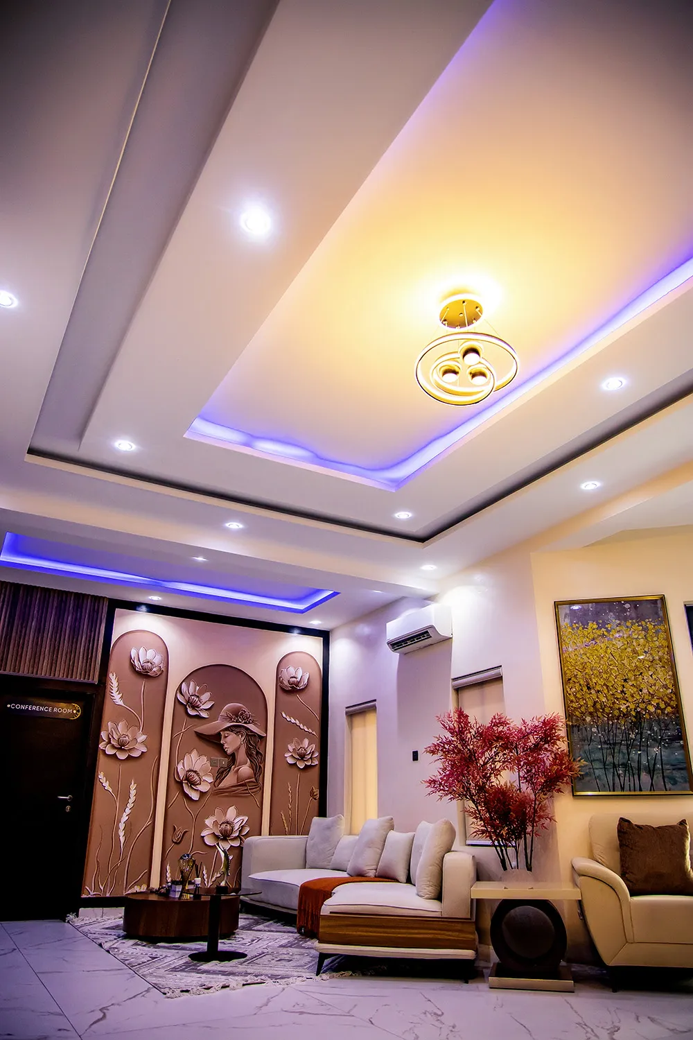 Ivotel Luxury Hotel