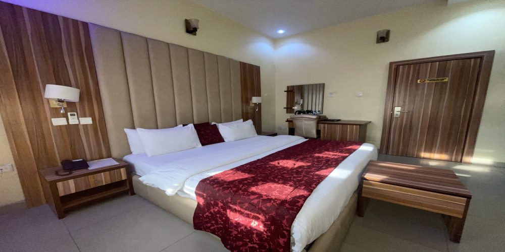 Great Ville Hotels, Surulere