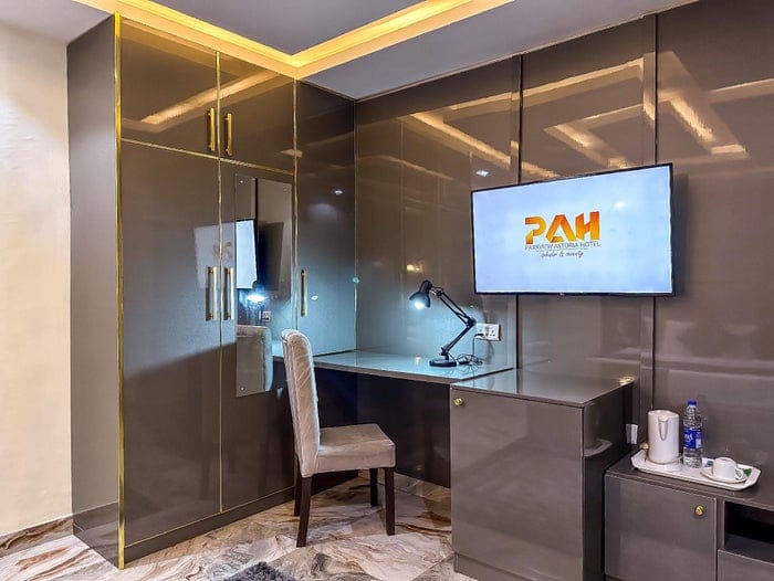 Parkview Astoria Hotel