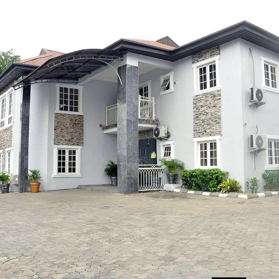 Royal Vantage Hotel and Suite Limited