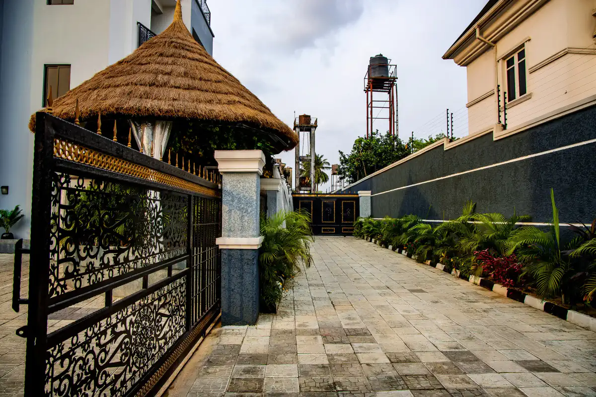 Ivotel Luxury Hotel