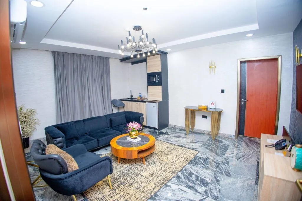 2 bedroom Apartment, FCT