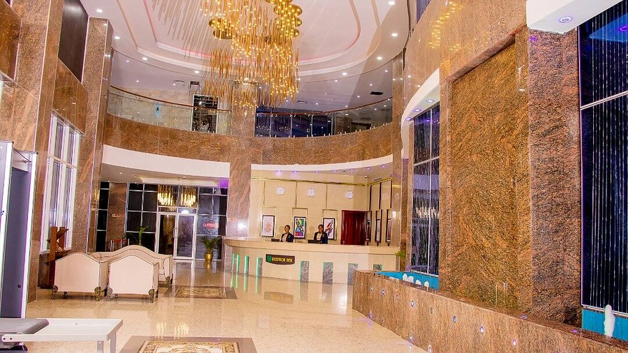 Galaxy La-Palm Royal Resort