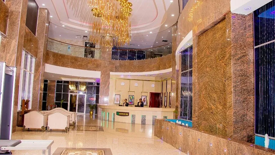 Galaxy La-Palm Royal Resort
