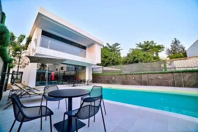Luxury 3 Bedroom Apartment, Maitama.