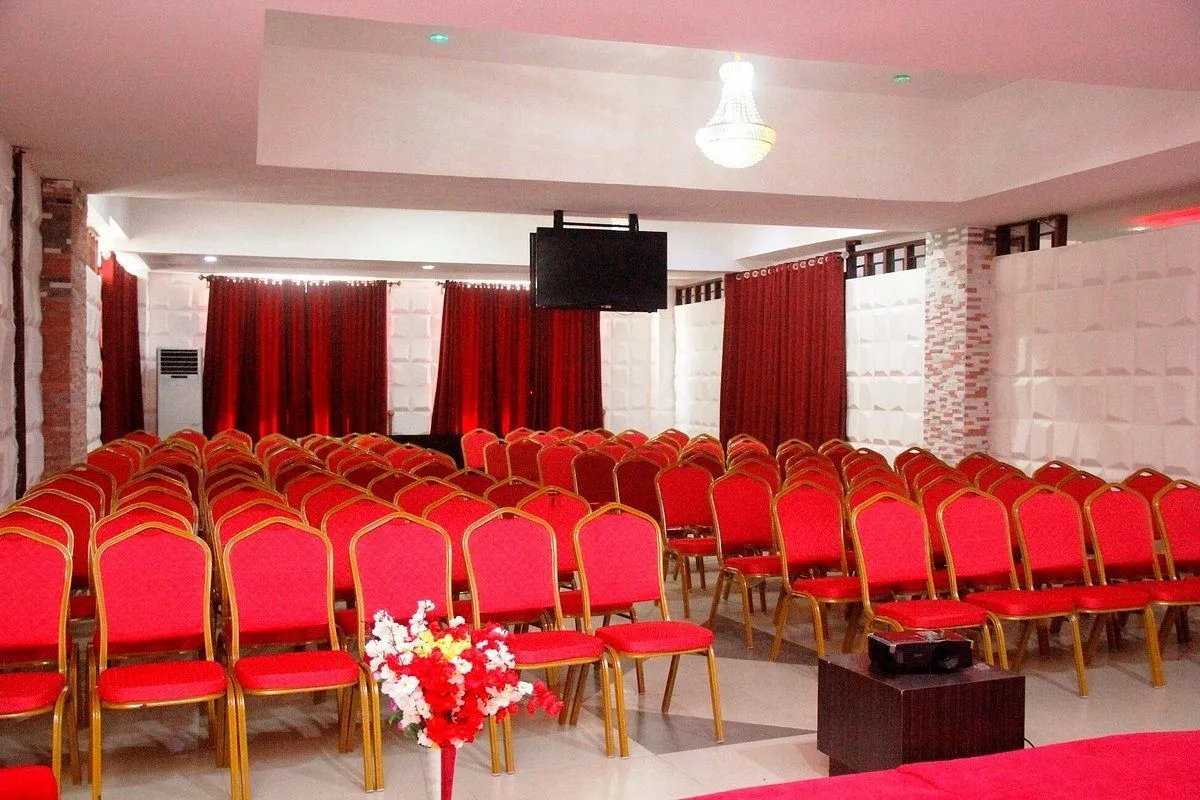 Aliz Abruz Hotel, Uyo
