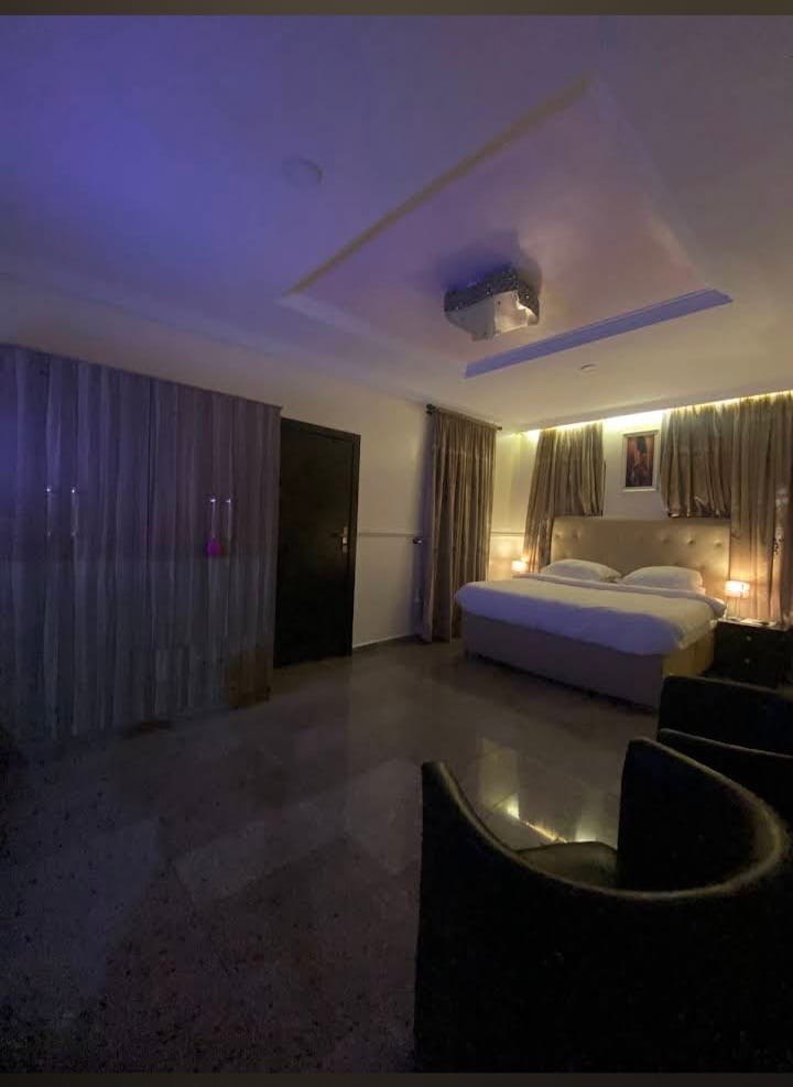 Spa Lavender Luxury Hotel and Suites