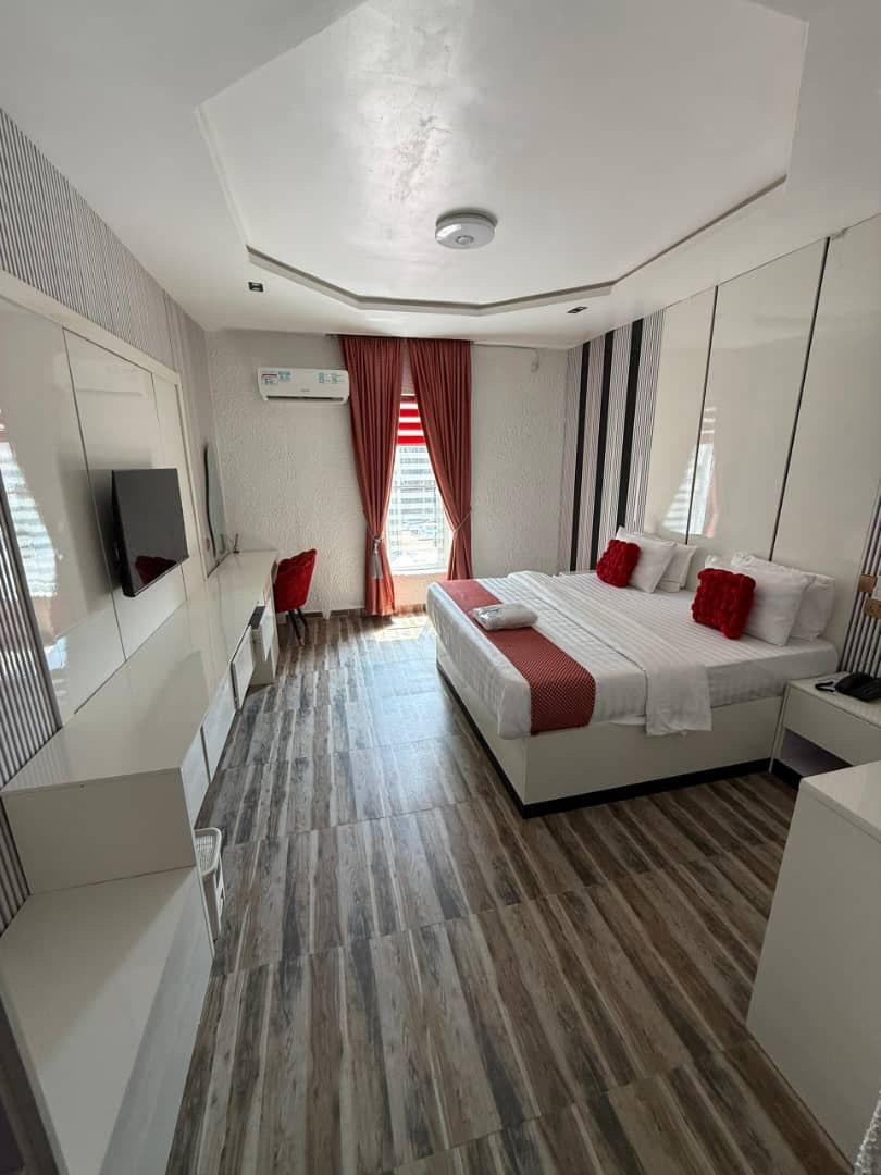 Doncont Homes And Apartments