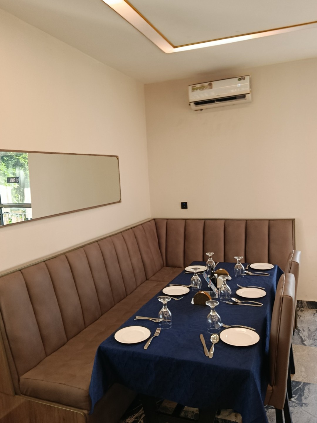 Hotel Lahana Limited