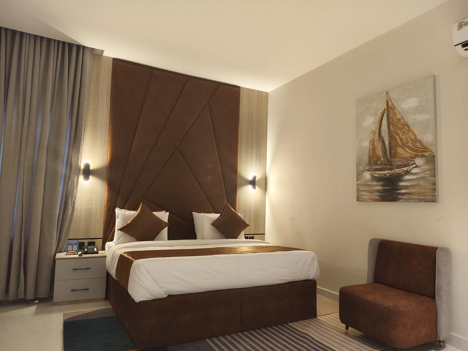 Hotel Lahana Limited