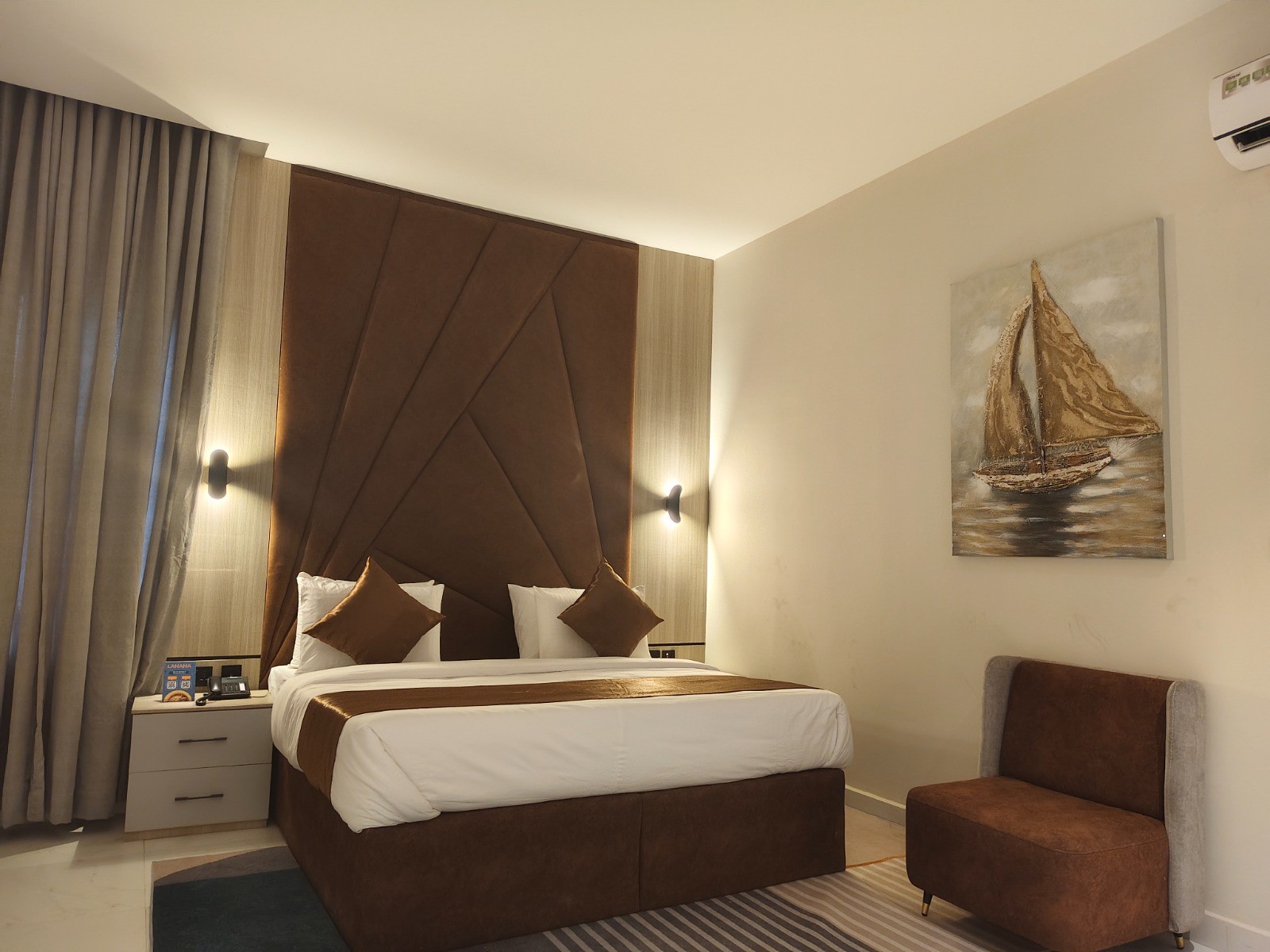 Hotel Lahana Limited