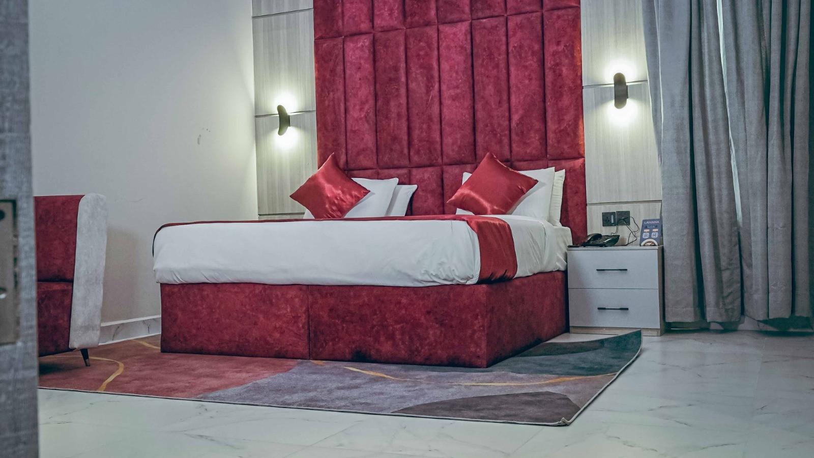 Hotel Lahana Limited