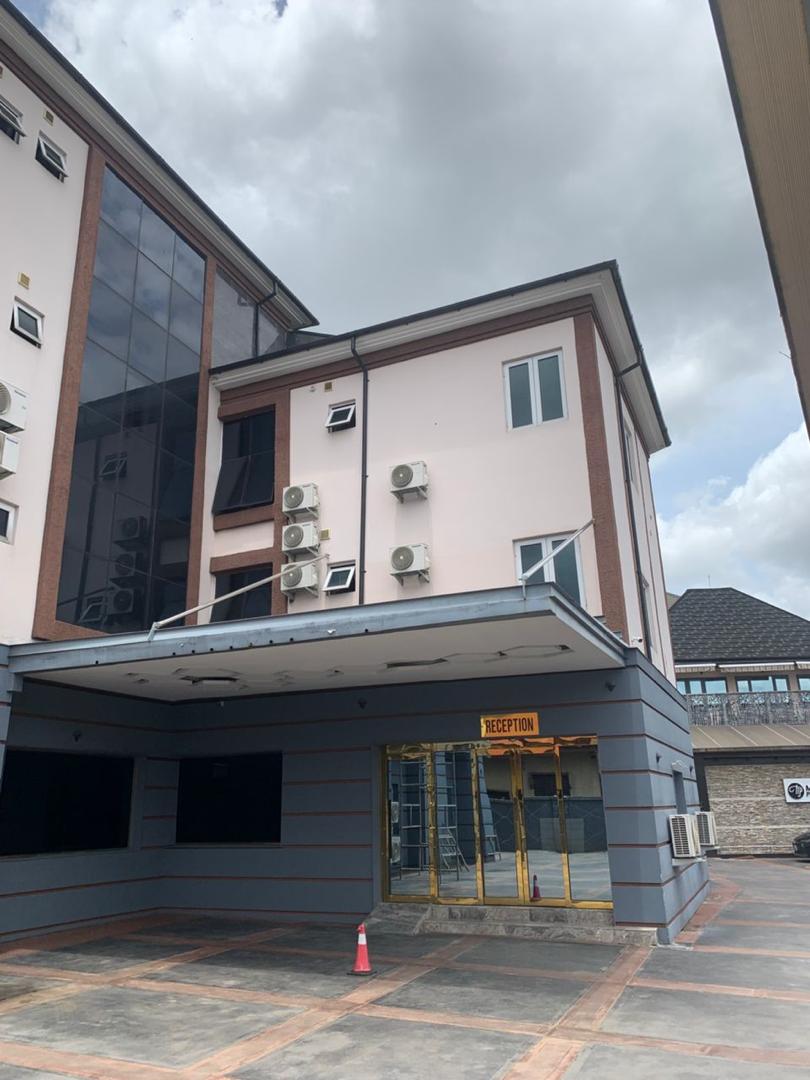 Merzino Palace Uyo Gabitey